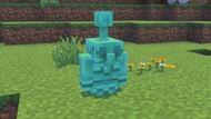 Copper golem statue's standing pose (Image via Sportskeeda Gaming || Mojang Studios)
